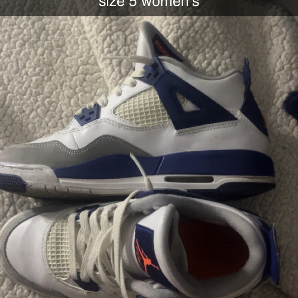 Retro Deep Royal Jordan 4’s